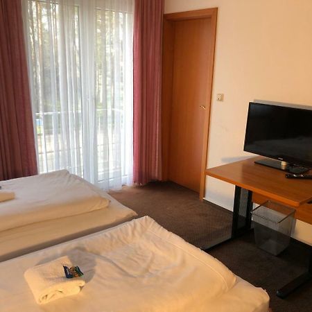 Hotel Mivano Lehrte Exterior photo